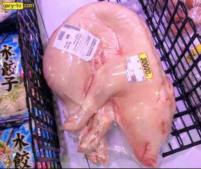 ▲超狂！日本超市驚見「全豬真空包」，網嚇：「想吃素了。」（圖／翻攝自PTT）