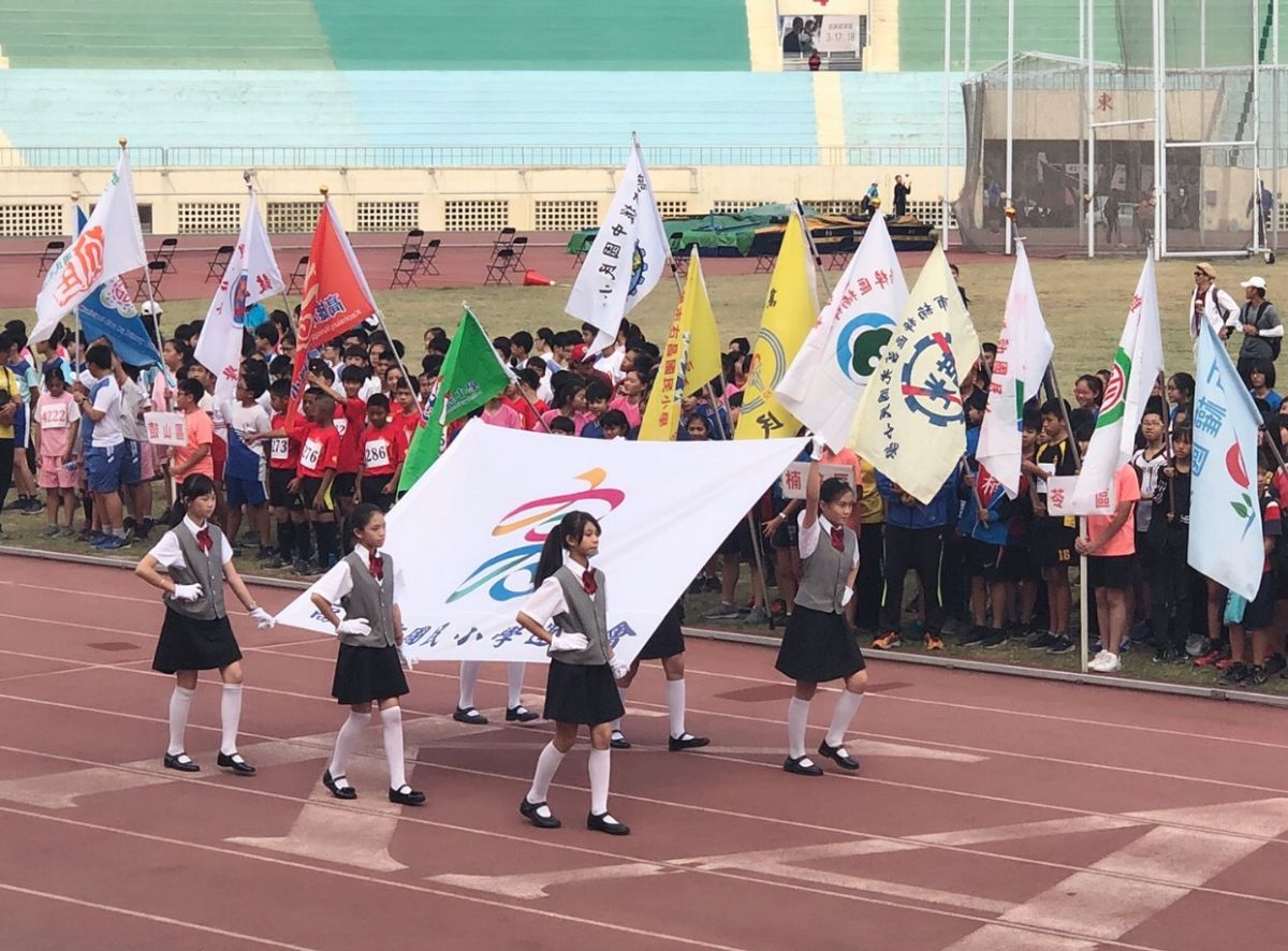 ▲107年高雄市「國民小學運動會」於今（14\\)日下午2時30分在中正運動場舉行開幕典禮。（圖／高市府敎育局提供，2018.03.14）