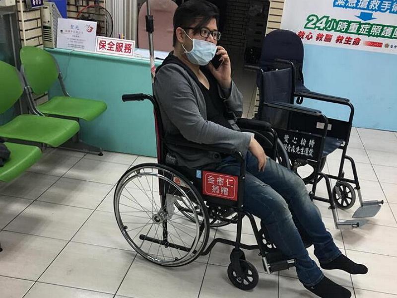 ▲竊嫌因摔傷雙腿而自行前往醫院就醫。（圖／水上派出所提供2018.3.14）