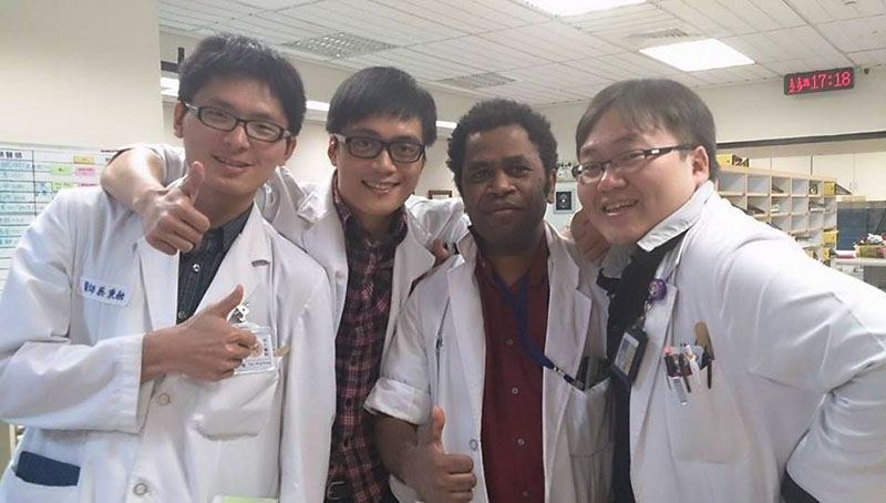 ▲學者認為，後醫系能否成功，教學資源、學生心態是關鍵。示意圖。（圖／成大提供）