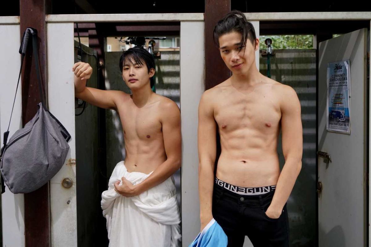 ▲張庭瑚（左起）、吳念軒展現好身材。（圖／TVBS提供，2018.03.15）