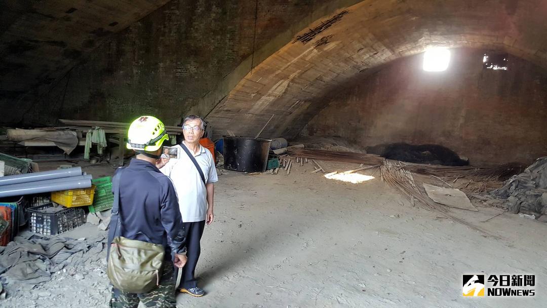 ▲「機堡」過去是日本軍機的掩蔽體，若透過整治規畫巧思，重現戰爭歷史，能讓民眾更了解大時代的意義。（圖／記者陳佩琪攝 , 2018.03.20）