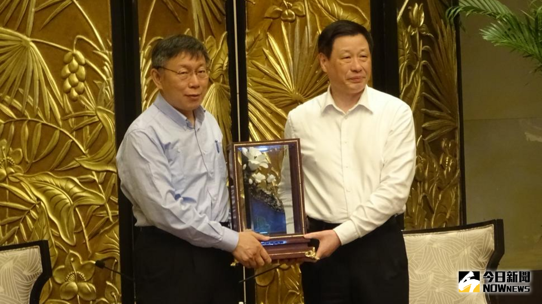 ▲去年 7 月初在上海舉辦的雙城論壇，由上海市長應勇親自與台北市長柯文哲會面。（資料照／記者江昱逵攝 ）
