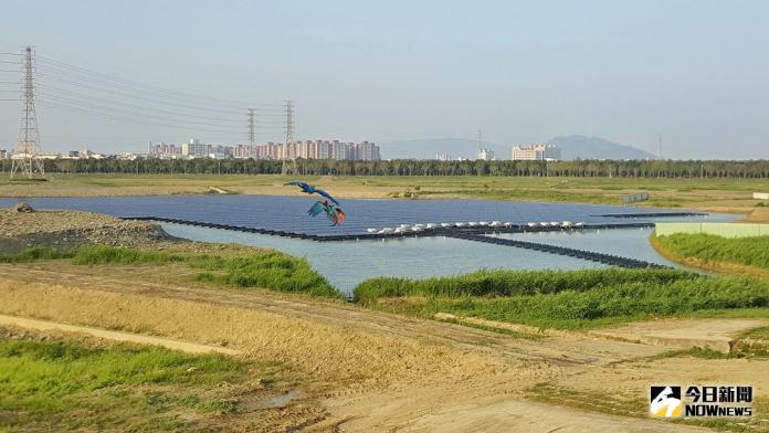 ▲太陽能光電所完成2MW發電規模。（圖／記者陳佩琪攝 , 2018.03.21）