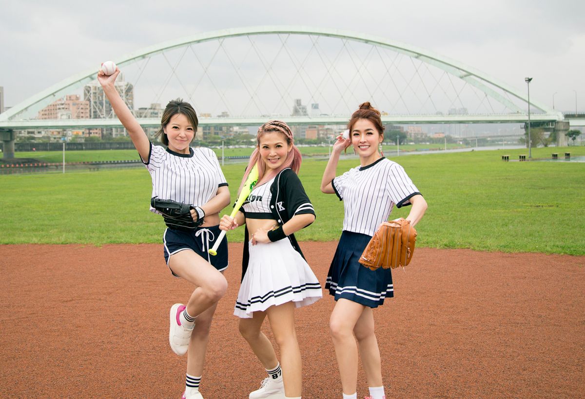 ▲有「最衰媒人」之稱的圓圓，邀請小嫻、趙芸出演MV，意外爆料小嫻已經20年沒拍過MV。（圖／喜歡音樂提供 , 2018.03.23）