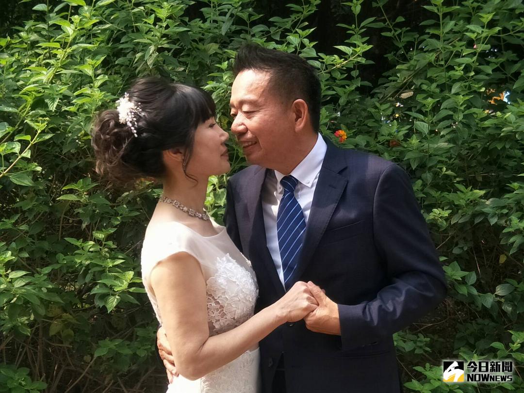 ▲議員何文海履行承諾拍攝婚紗照（圖／柳榮俊攝 , 2018.3.26\\)