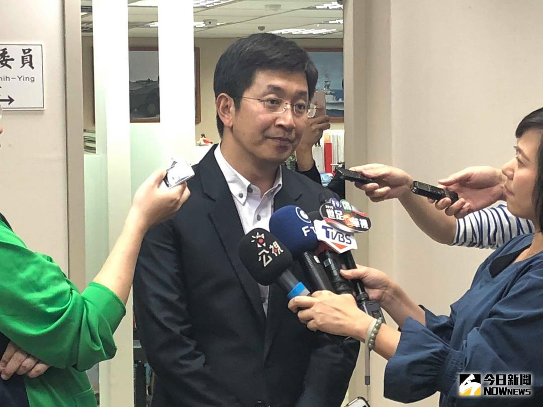 ▲民進黨立委蔡適應26日轉述，軍人年改版本會中已有共識，但還不會是最終定案。（圖／記者江昱逵攝，2018.3.26）