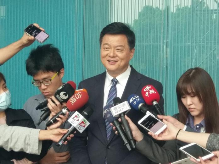 ▲前台北縣長周錫瑋認為，能夠讓市民了解政策及接受檢視，並接受別人的批評，這是市長應具備的態度。（圖／周錫瑋辦公室提供）