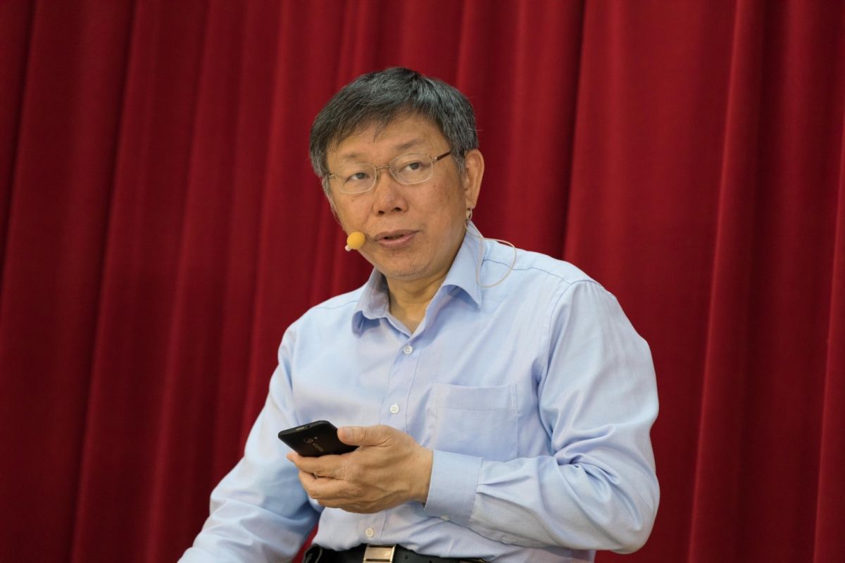 ▲台北市長柯文哲27日表示，松機是隨時都可以遷，但主導權在交通部手上。（圖／北市府提供，2018.3.27）