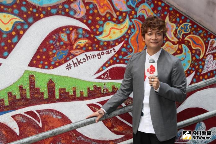 香取慎吾通宵創作　成品香港展出遭粉絲包圍

