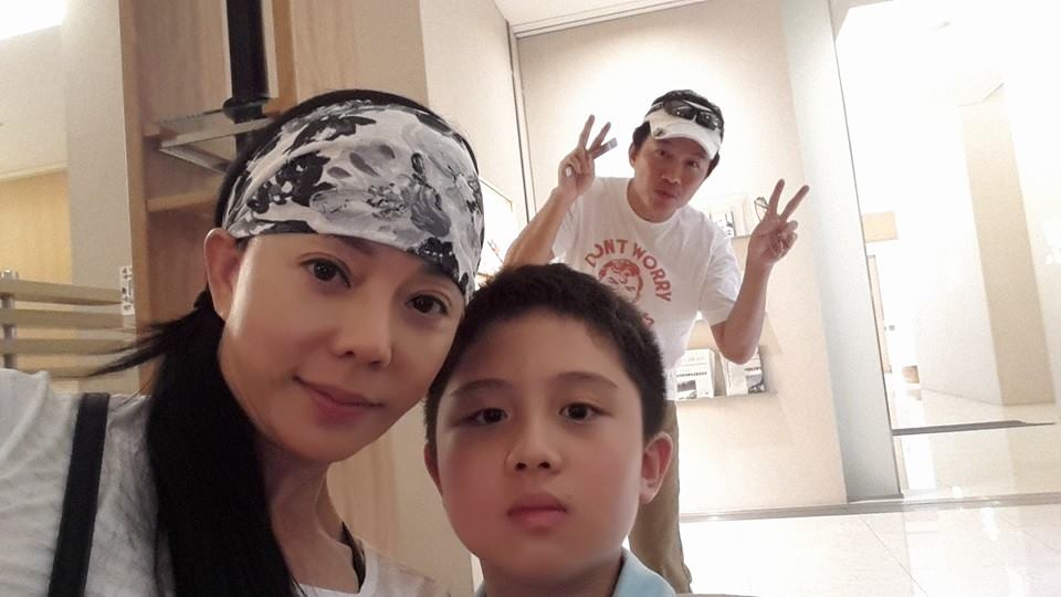 ▲孫鵬一家人感情相當好。（圖／翻攝 狄鶯臉書, 2018.03.29）