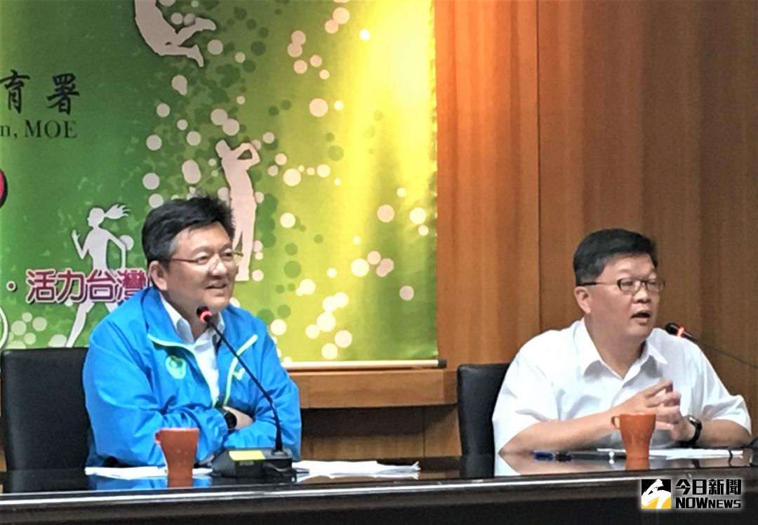 ▲體育署副署長林哲宏\\(左\\)（圖／鍾東穎攝 , 2018.03.29）