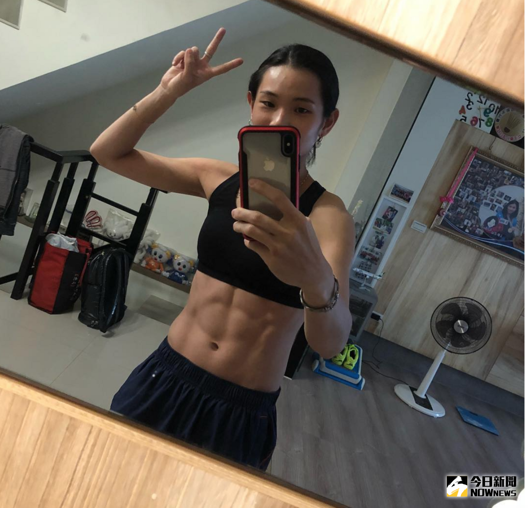 ▲戴資穎秀腹肌。（圖／取自戴資穎IG\\)