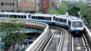▲針對萬大線招標案無國內廠商參標一事,北市捷運工程局19日表示,標案對於國內外的個別廠商並沒有差別待遇。(圖/NOWnews資料照) ▲雙北大眾運輸定期票 4 月 16 日上路,售價 1,280 元可 30 日內不限距離、次數搭乘台北捷運、雙北公車,使用 YouBike 也可享前 30 分鐘租借免費。(圖/NOWnews資料照)