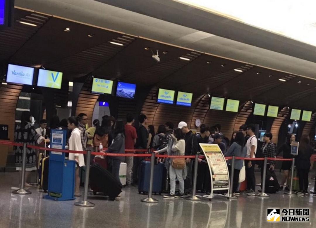 ▲清明連假旅遊，想要玩得盡興又安心，旅程中充足的保險保障不可或缺，壽險業建議利用「停、看、聽」3大原則，快速找出適合自己的旅平險。（圖／NOWnews資料照）