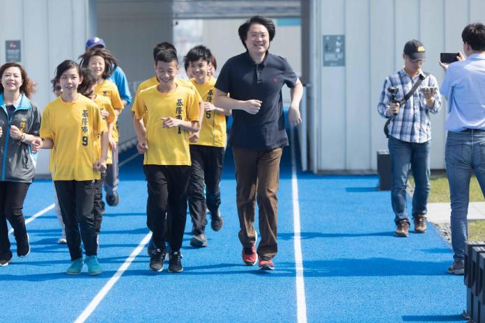 基隆東岸商場頂樓跑道重新開放　跑步看無敵海景
