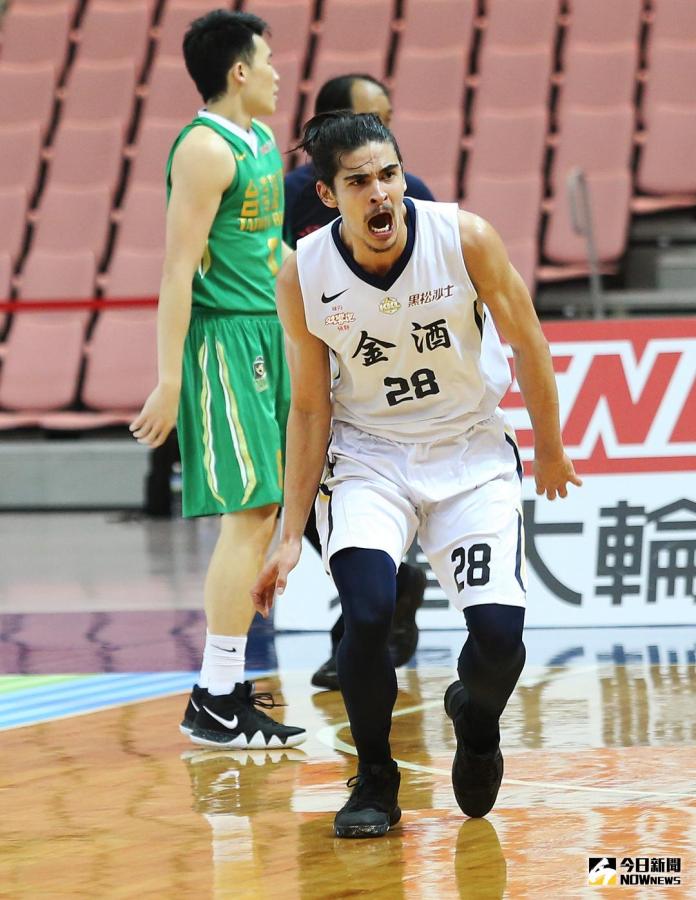 SBL／金酒34分大勝台啤　隊史首挺4強
