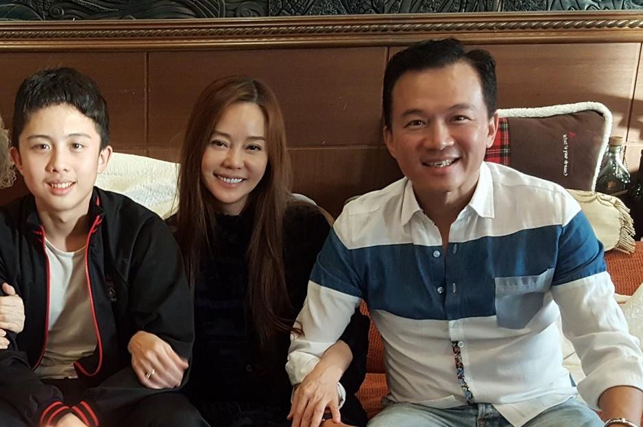 ▲新律師可能要孫安佐（左）認罪協商。（圖／翻攝狄鶯臉書，2018.04.04）