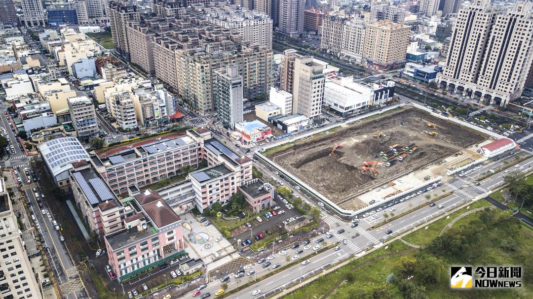 ▲10月國內房市買氣依舊清淡，信義房屋觀察，近月議價空間有略微放大趨勢，市場逐漸轉為買賣雙方平衡的狀態。（圖／NOWnews資料照片）