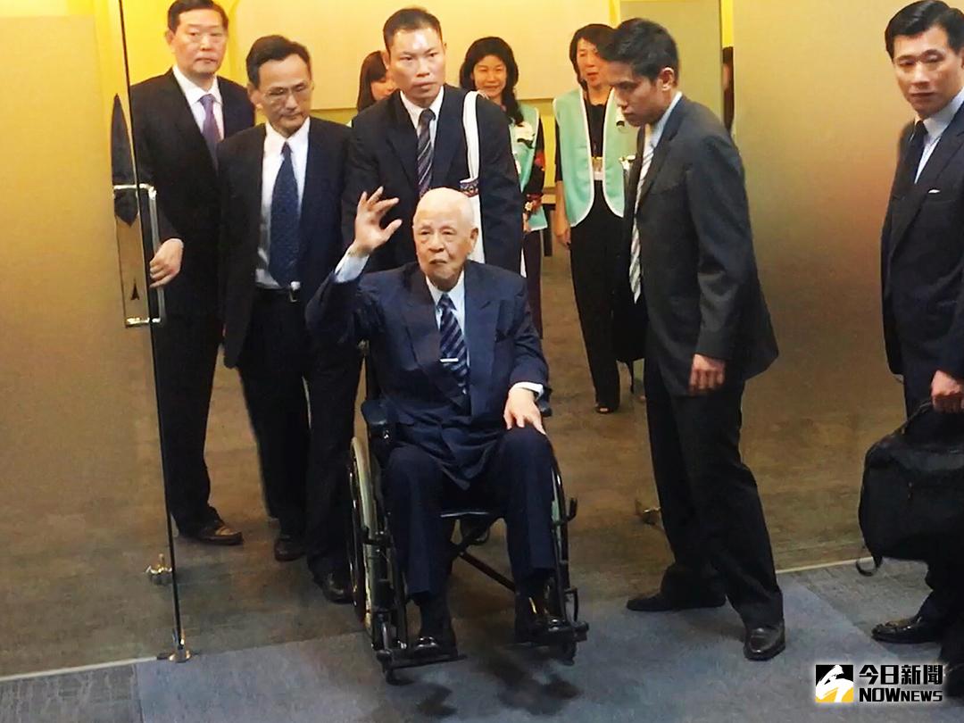 ▲前總統李登輝到場支持喜樂島聯盟成立。（圖／記者宋德威攝 , 2018.04.07）