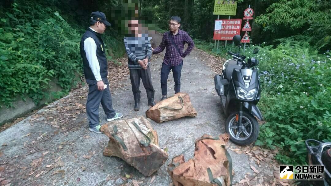 ▲橫山偵查隊長黃建富率隊徹夜未眠埋伏，終於逮捕盜伐山林的山老鼠。（圖／橫山分局提供 , 2018.04.13）