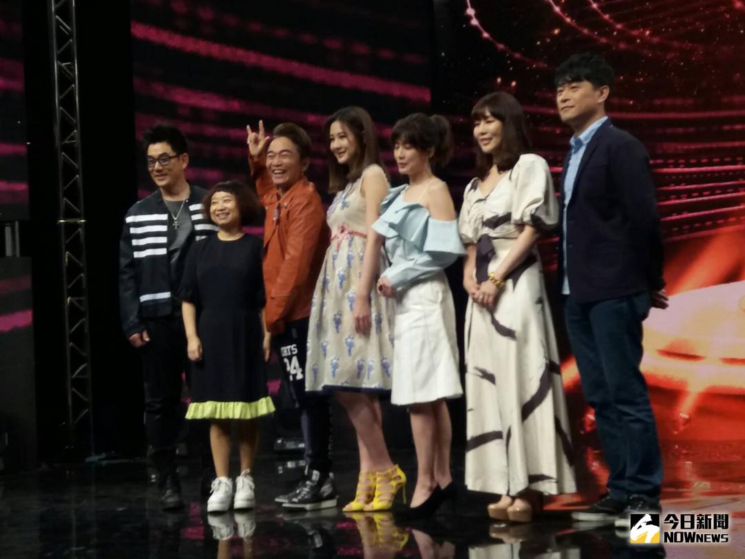 ▲吳宗憲（左三）撇代理孕母，強調產地直送會自己來。（圖／記者吳維書攝 , 2018.4.17）