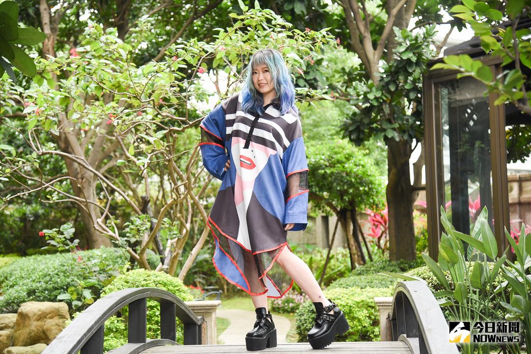 ▲顏力妃宣傳專輯《月半女神》。（圖／記者陳明安攝，2018.04.18）