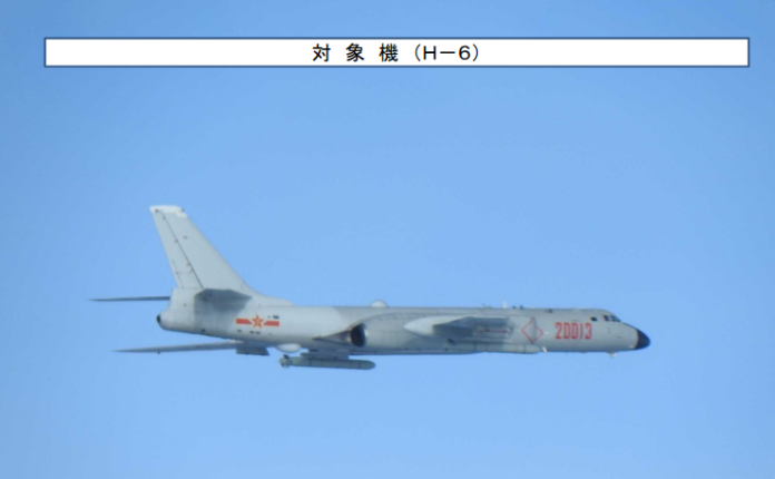 ▲解放軍轟6K轟炸機。（圖／日本防衛省 , 2018.4.18\\)