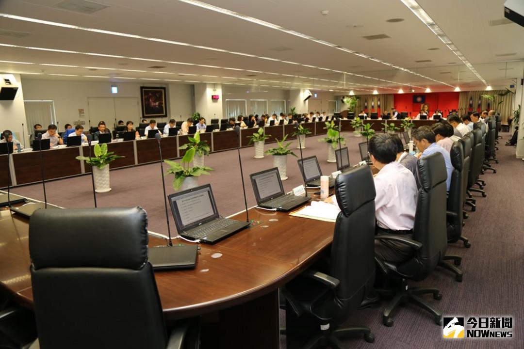 ▲交通局推動「自行車369」政策，暑假達成目標，公共自行車（iBike），研議納入公共自行車第三人責任險（圖／市政府提供, 2018.4.19\\)