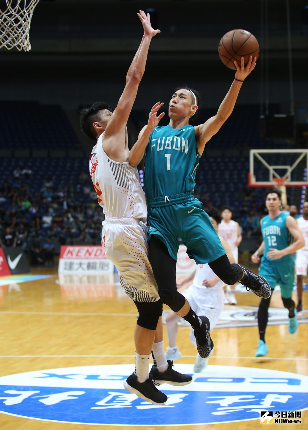 ▲富邦勇士林書緯\\(右\\)（圖／籃協提供）