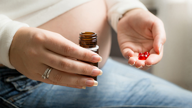 孕媽咪吃止痛藥　胎兒未來生育能力恐受影響

