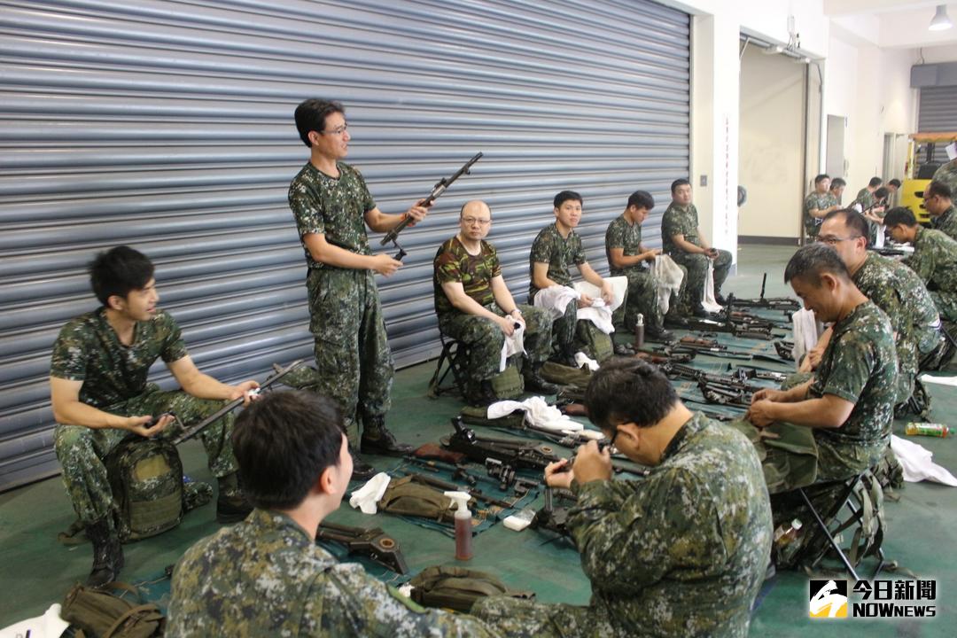 ▲彰化縣後備指揮辦理4月份後備戰士訓練課程，藉以複習過往的軍旅技能。（圖／記者陳雅芳攝，2018.04.23）