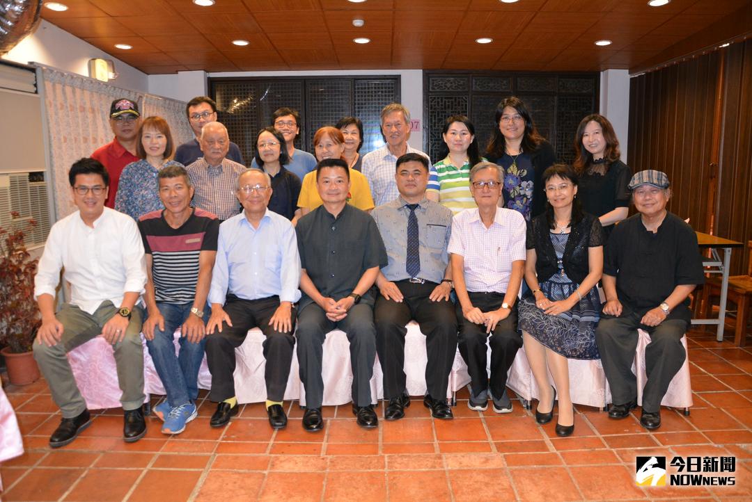 ▲新加坡世界華文文學研究創作學會參訪嘉義縣青溪新文藝學會。（圖／記者郭政隆攝影2018.4.25）