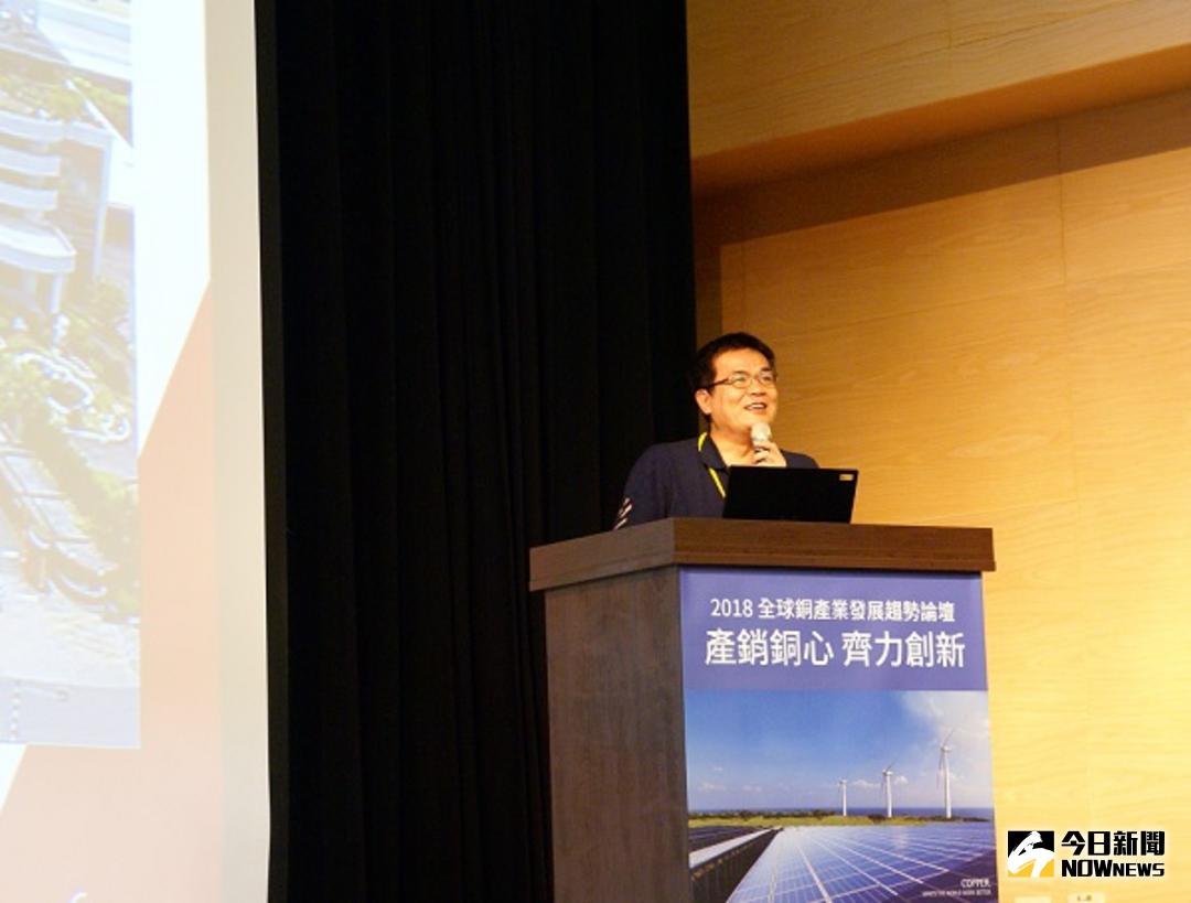 ▲大亞電線電纜漆包線事業群研發部經理陳俊宏分享抗突波漆包線、低介電漆包線與導熱漆包線的開發歷程。（圖／大亞提供）