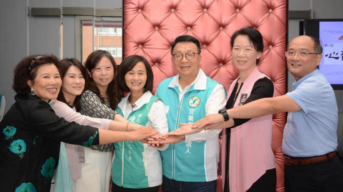 迎接五合一選舉　宜蘭民進黨首發團結夫人牌
