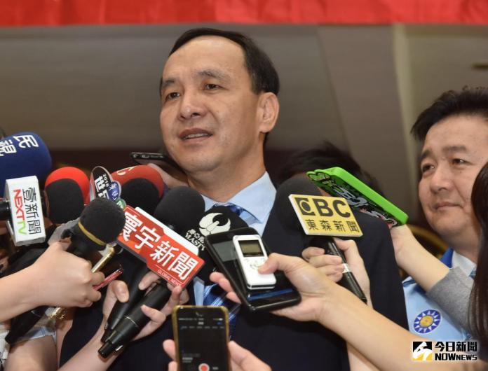 ▲教育部駁回台大聘任管中閔擔任校長的當選，朱立倫表示，沒想到民進黨會做這麼離譜且大家不敢相信的決策。（圖／記者陳志仁攝，2018.04.30）
