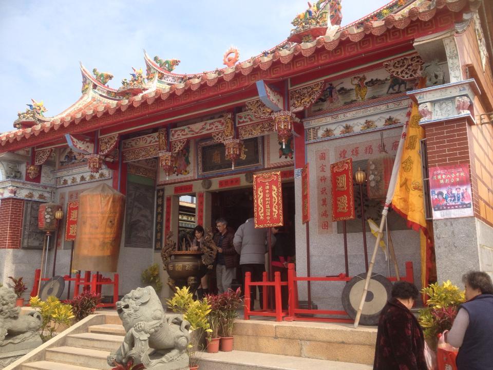 這個神明很少見／將軍哪有這麼萌　頭頂石獅的李廣將軍（圖／保庇）