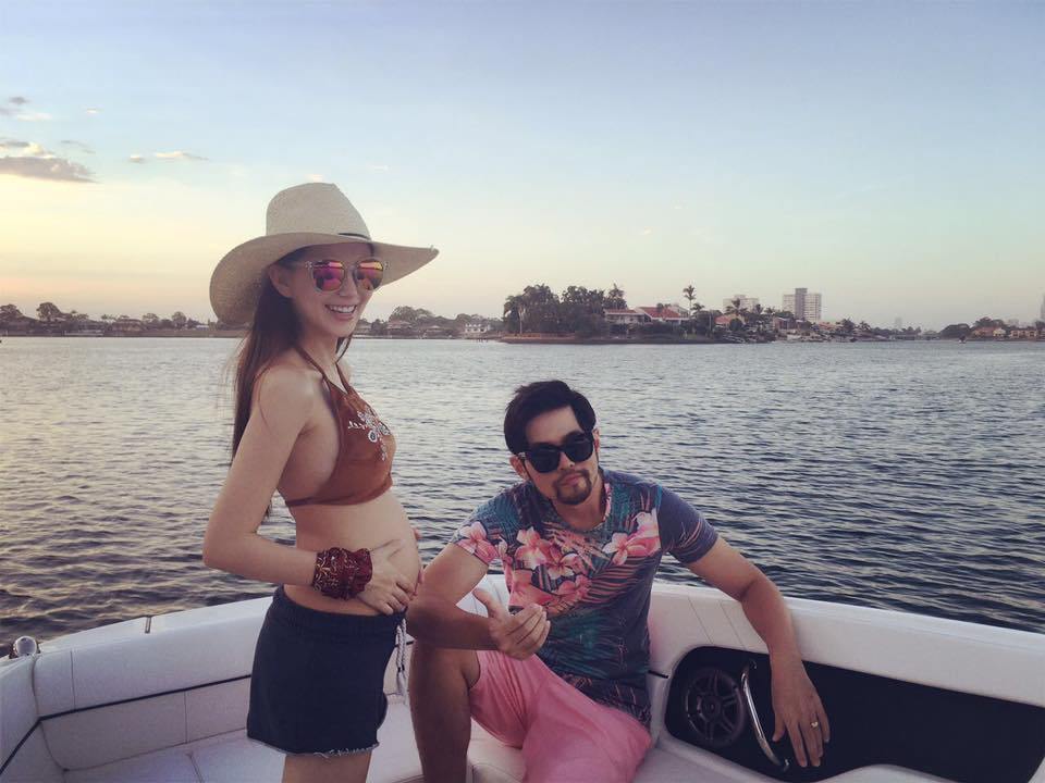 ▲昆凌（左）婚後為周杰倫生下一子一女。（圖／翻攝臉書 , 2018.05.08）