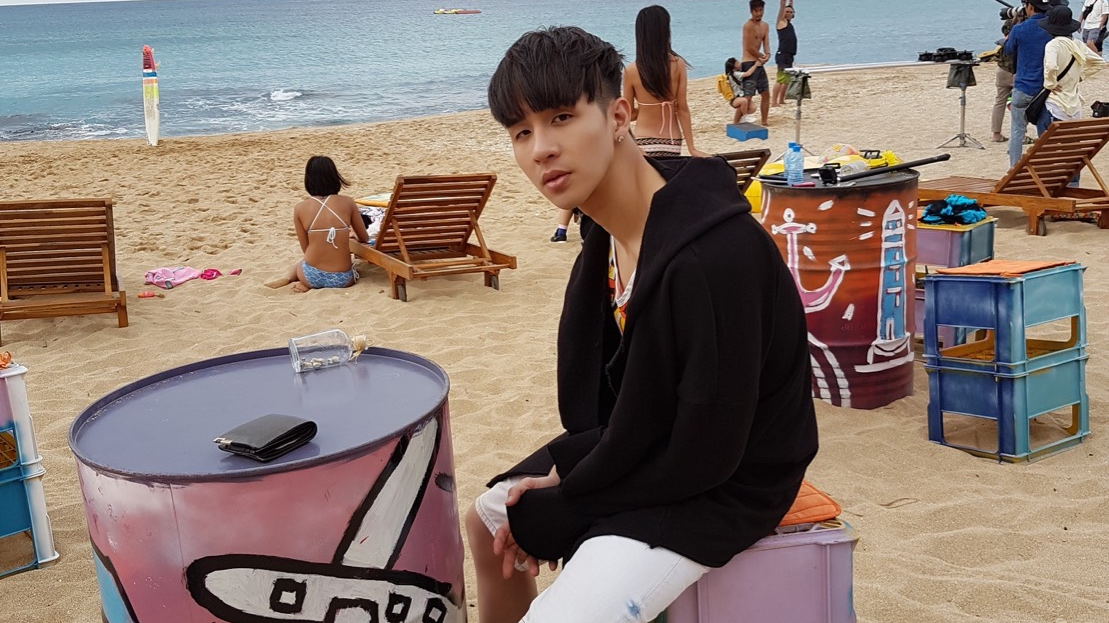 ▲紀源年輕時候也做過浪漫的事。（圖╱奧瑪優勢，2018.05.01）