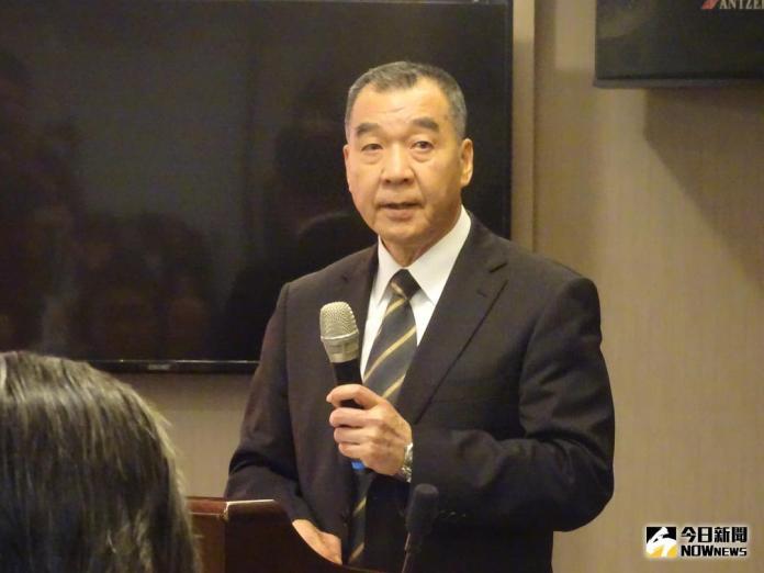 ▲針對軍人年改退撫新制傳聞，退撫會主委邱國正4 日召開記者會，親上火線說明。（圖／記者呂炯昌攝 , 2018.5.4\\)