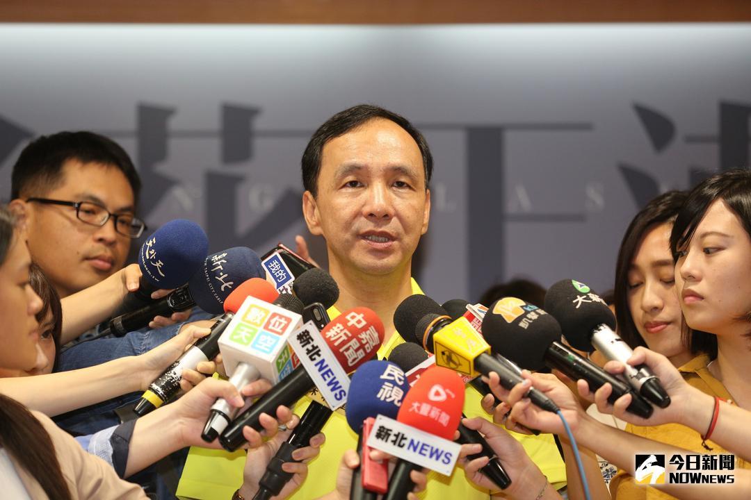 ▲朱立倫呼籲，要尊重專業，跳脫政治，不分政黨，大家共同反對這樣高汙染的燃煤電廠。（圖／記者陳志仁攝，2018.05.07）