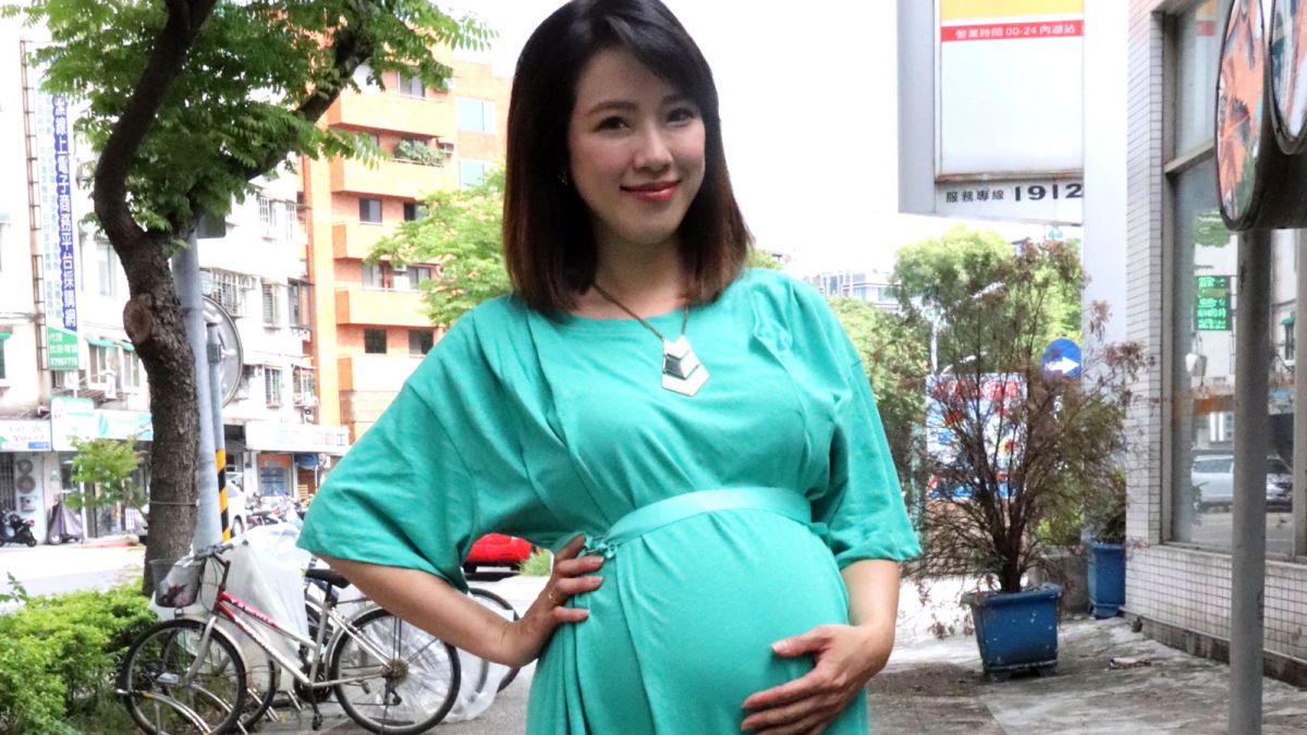 ▲黃瑄孕肚渾圓。（圖／中天提供 , 2018.5.7）