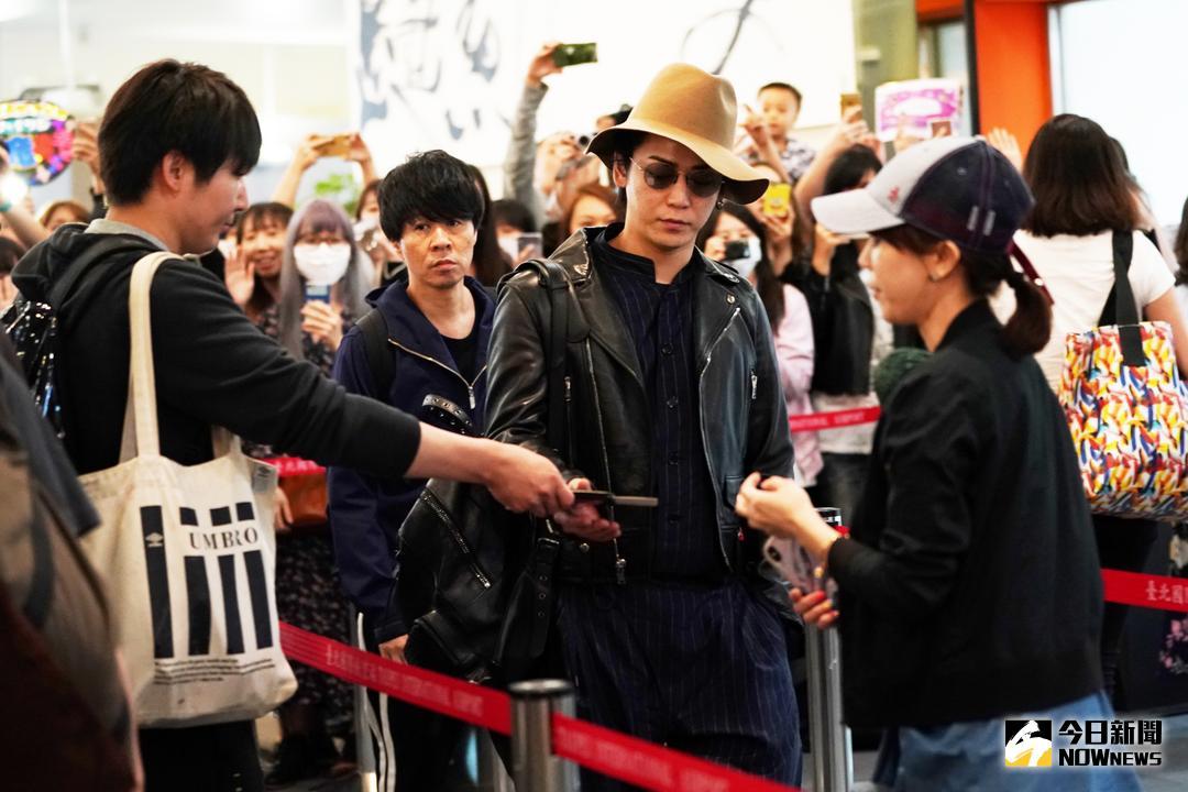 ▲KAT-TUN現身機場引暴動。（圖／攝影中心 , 2018.5.9）