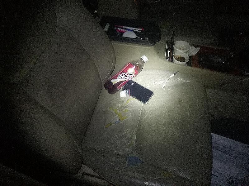 ▲警方查獲車內所藏放的第三級毒品K他命。（圖／竹園派出所提供）