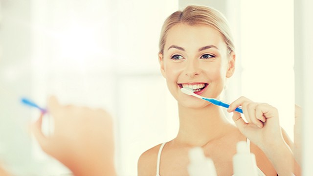 怎麼挑選牙刷？　牙醫師傳授兩大訣竅
