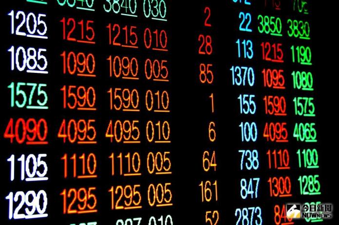 ▲台北股市5月15日開盤漲12.69點，加權股價指數以10965.08點開出。（圖／NOWnews 資料照片）