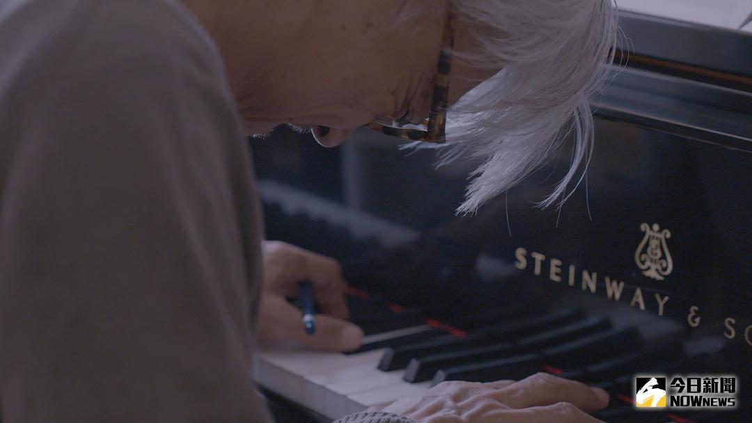 ▲坂本龍一確認製作《亡命之途》主題曲。（圖／佳映 , 2018.5.15）