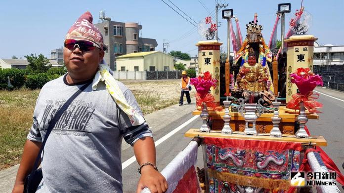 神！車禍差點喪命　信徒感恩麻豆東嶽殿仁聖大帝顯靈救援
