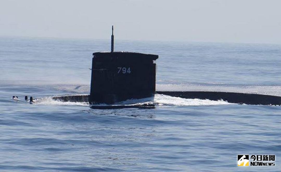 ▲海軍購自荷蘭的劍龍級海虎號潛艦。（圖／記者呂烱昌攝影）