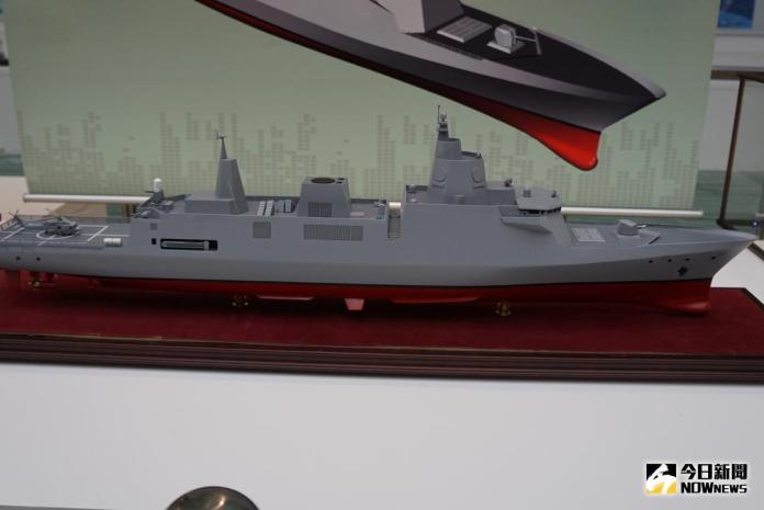 ▲2017年台北國際航太暨國防工業展，海軍展出的「新一代飛彈巡防艦」模型。（圖／記者呂烱昌攝 ）